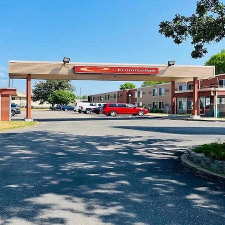Econo Lodge Waite Park Luaran gambar