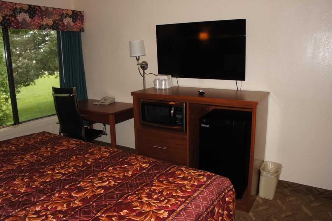 Econo Lodge Waite Park Luaran gambar