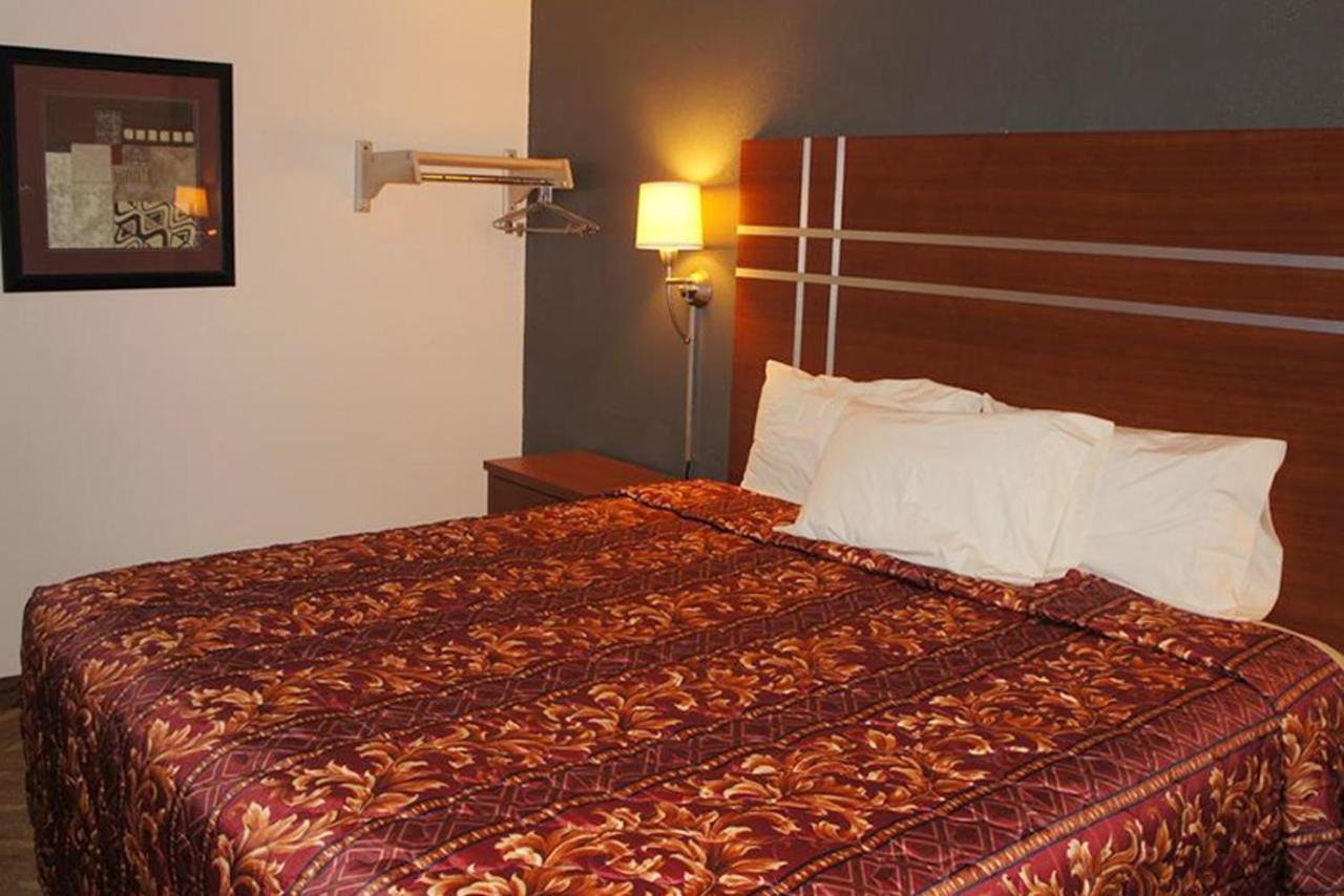 Econo Lodge Waite Park Luaran gambar