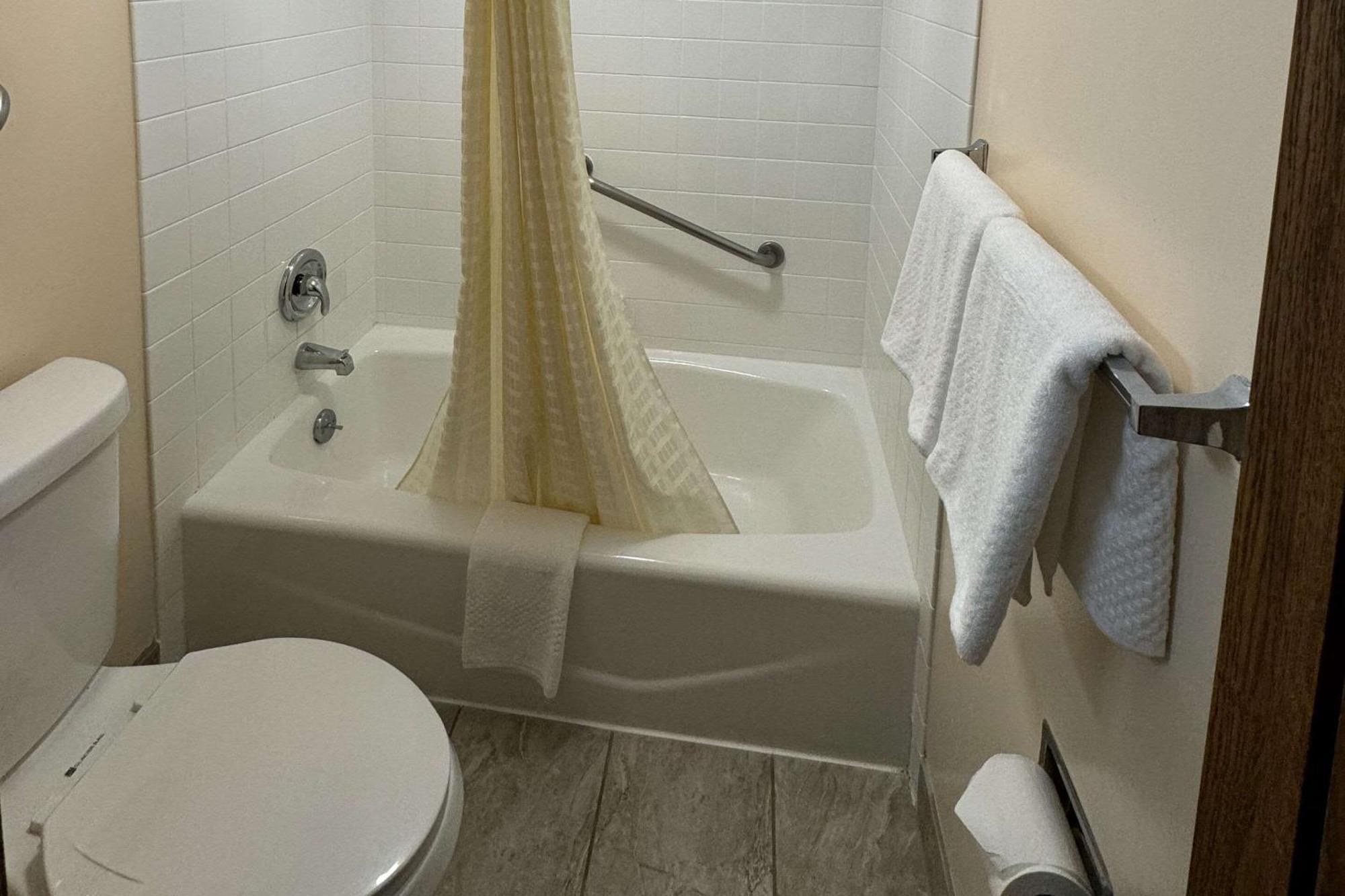 Econo Lodge Waite Park Luaran gambar
