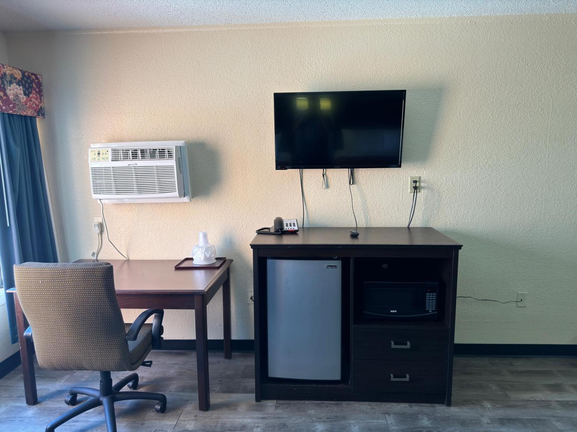 Econo Lodge Waite Park Luaran gambar