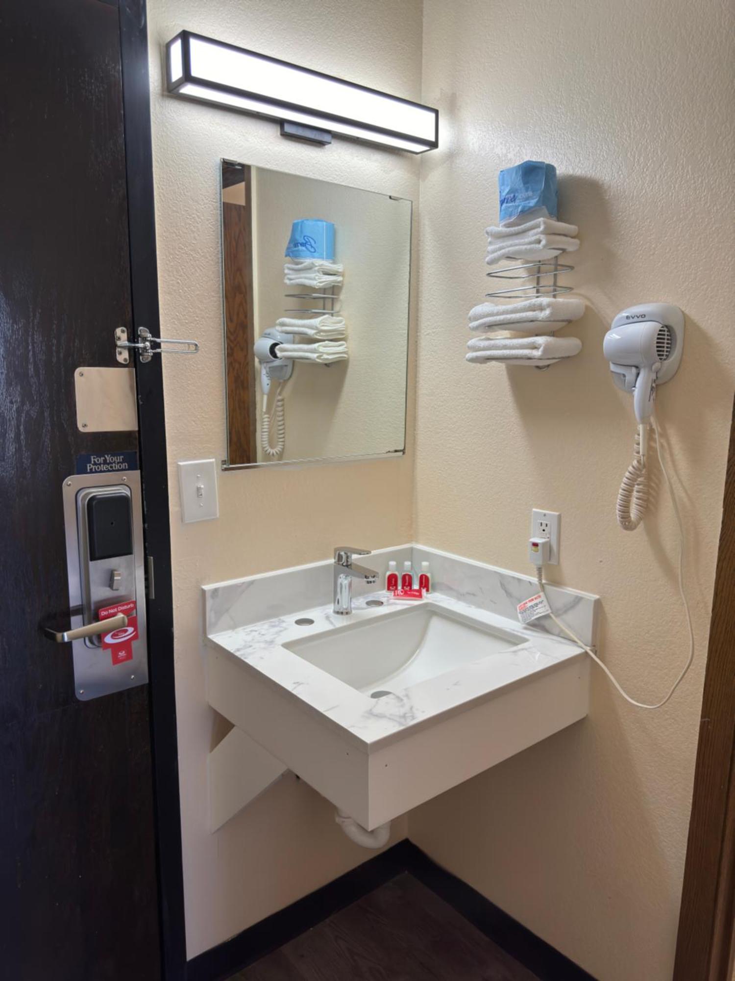 Econo Lodge Waite Park Luaran gambar