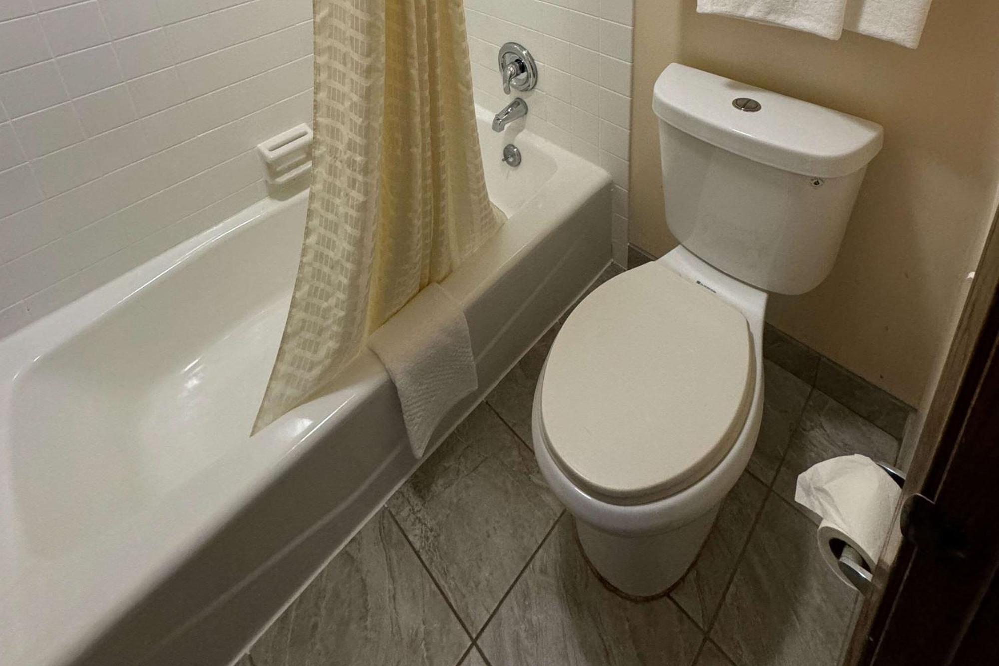 Econo Lodge Waite Park Luaran gambar
