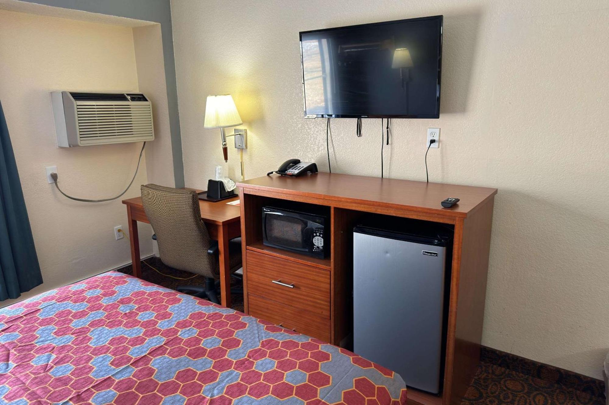 Econo Lodge Waite Park Luaran gambar