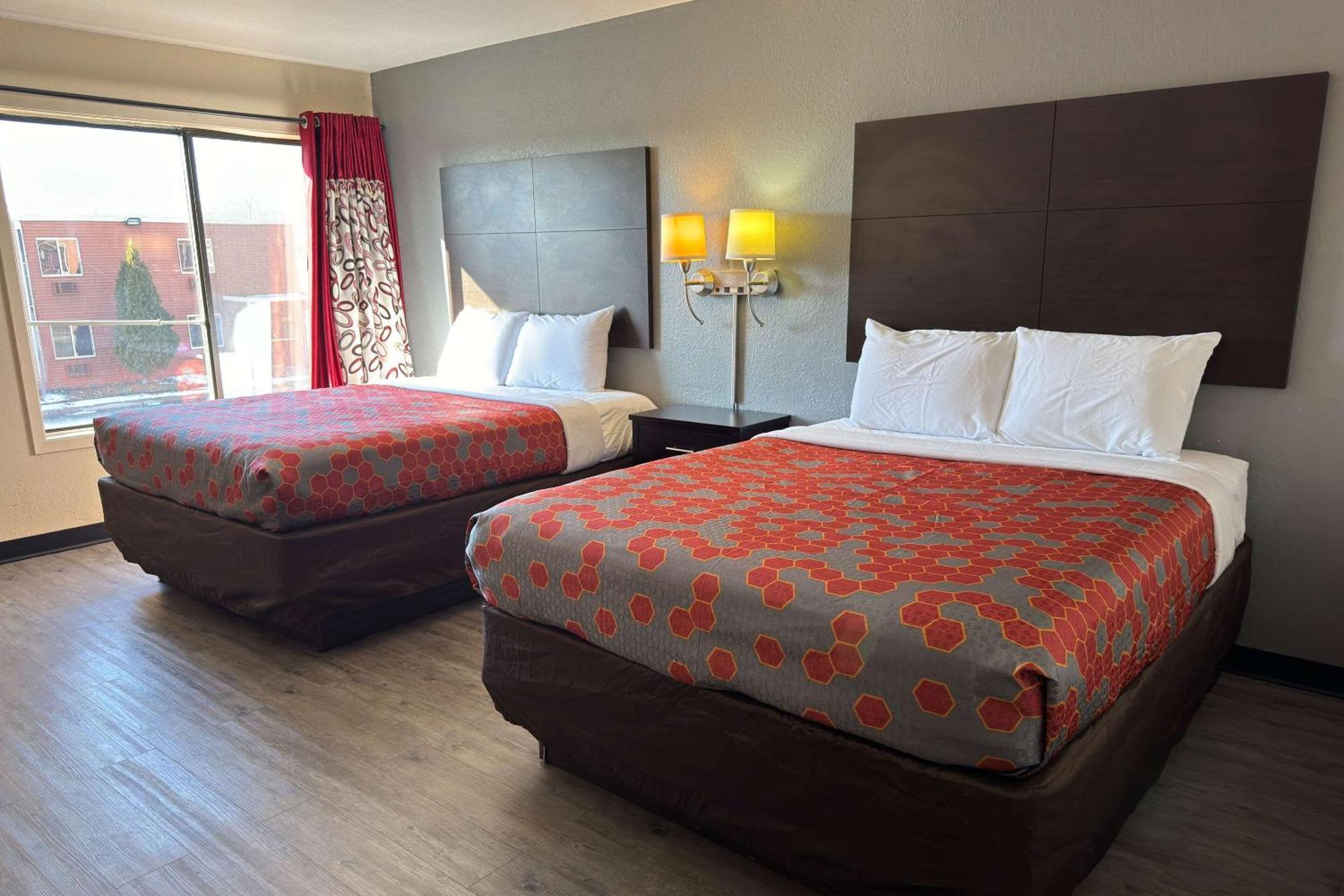 Econo Lodge Waite Park Luaran gambar