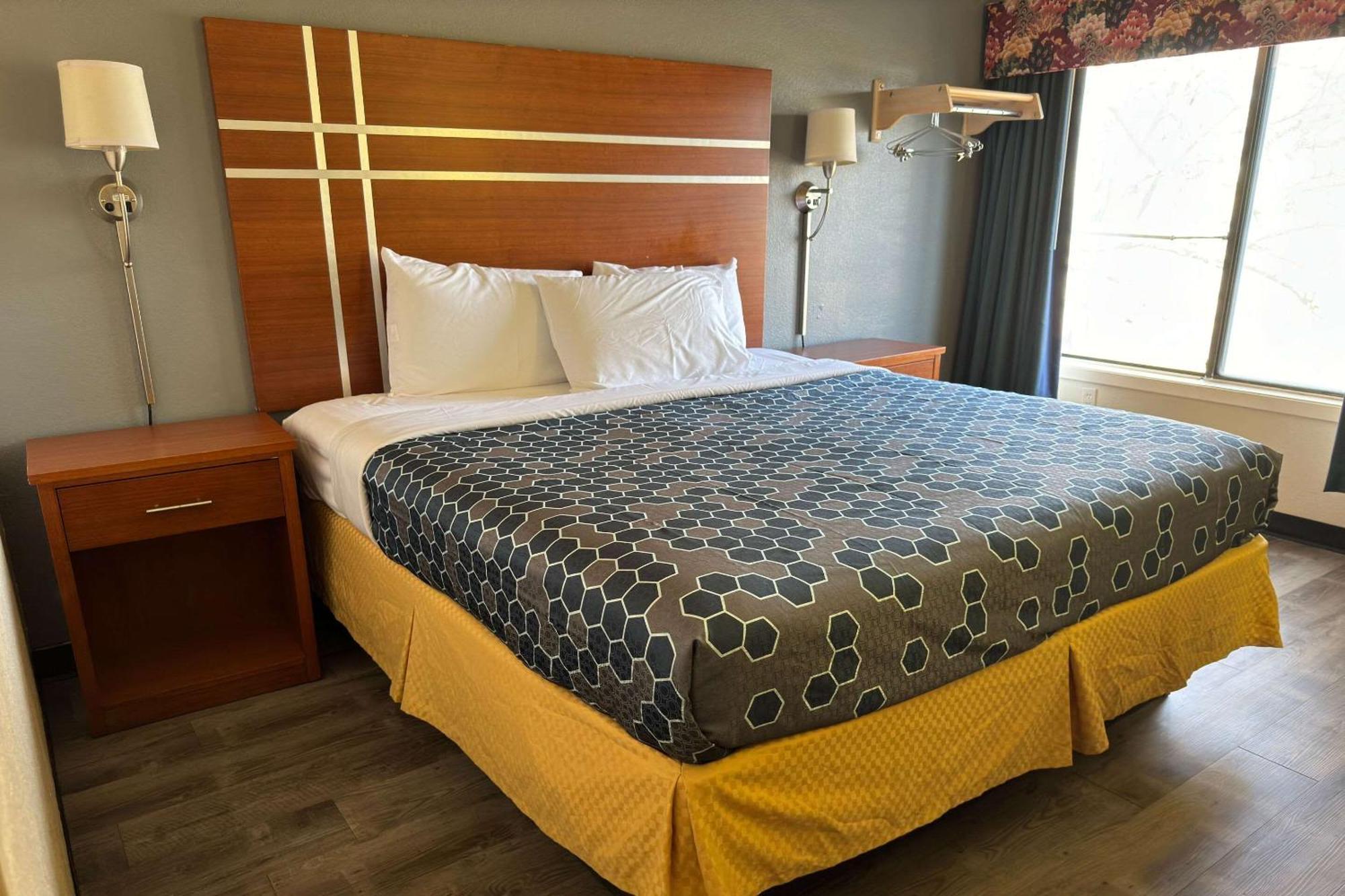 Econo Lodge Waite Park Luaran gambar