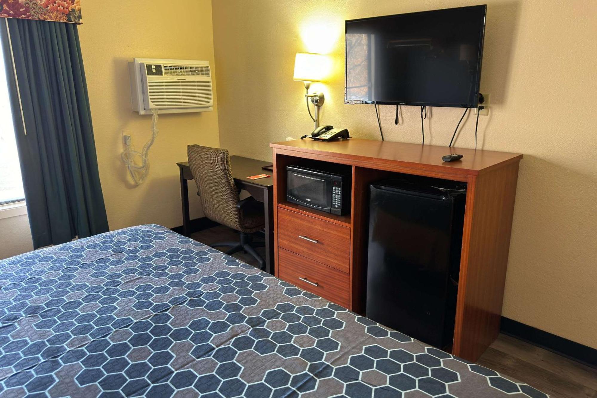 Econo Lodge Waite Park Luaran gambar