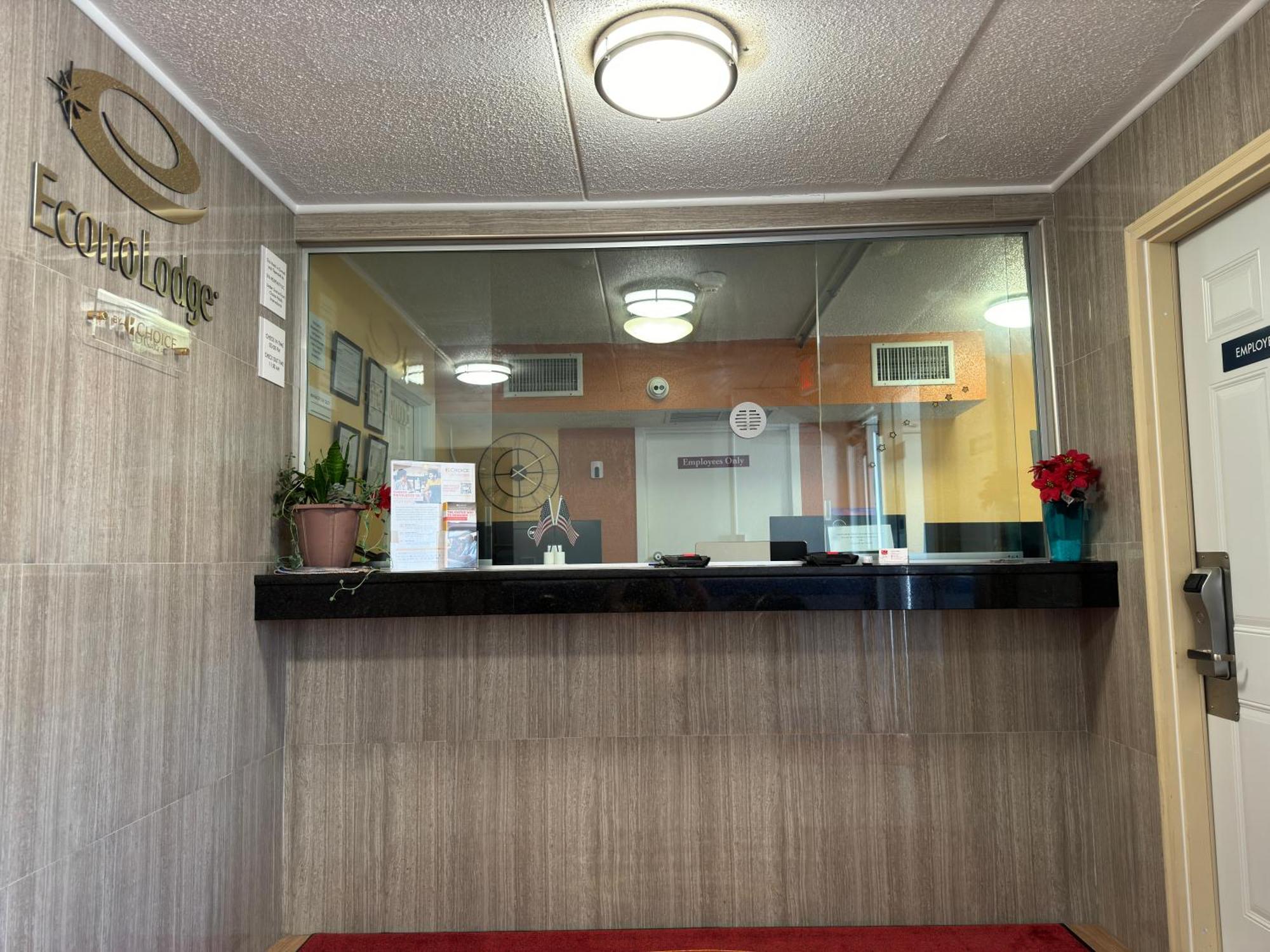Econo Lodge Waite Park Luaran gambar